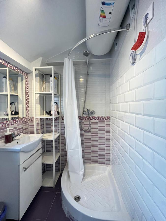 Acogedor Meson Centro Temporal Apartment Madrid Luaran gambar